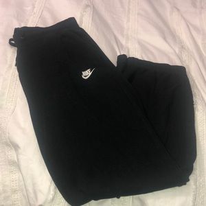 Nike unisex jogger